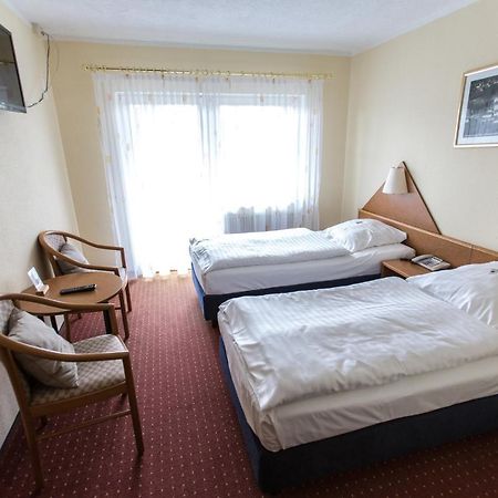 Landgasthof Sternbrau Hotel Wachenroth Buitenkant foto