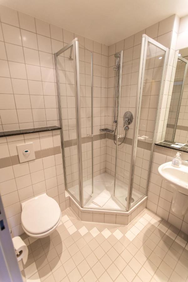 Landgasthof Sternbrau Hotel Wachenroth Buitenkant foto