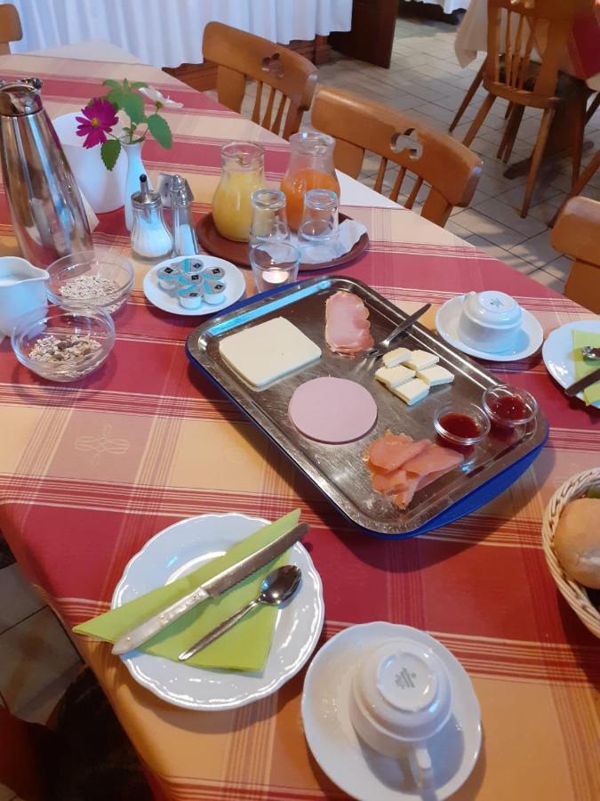 Landgasthof Sternbrau Hotel Wachenroth Buitenkant foto